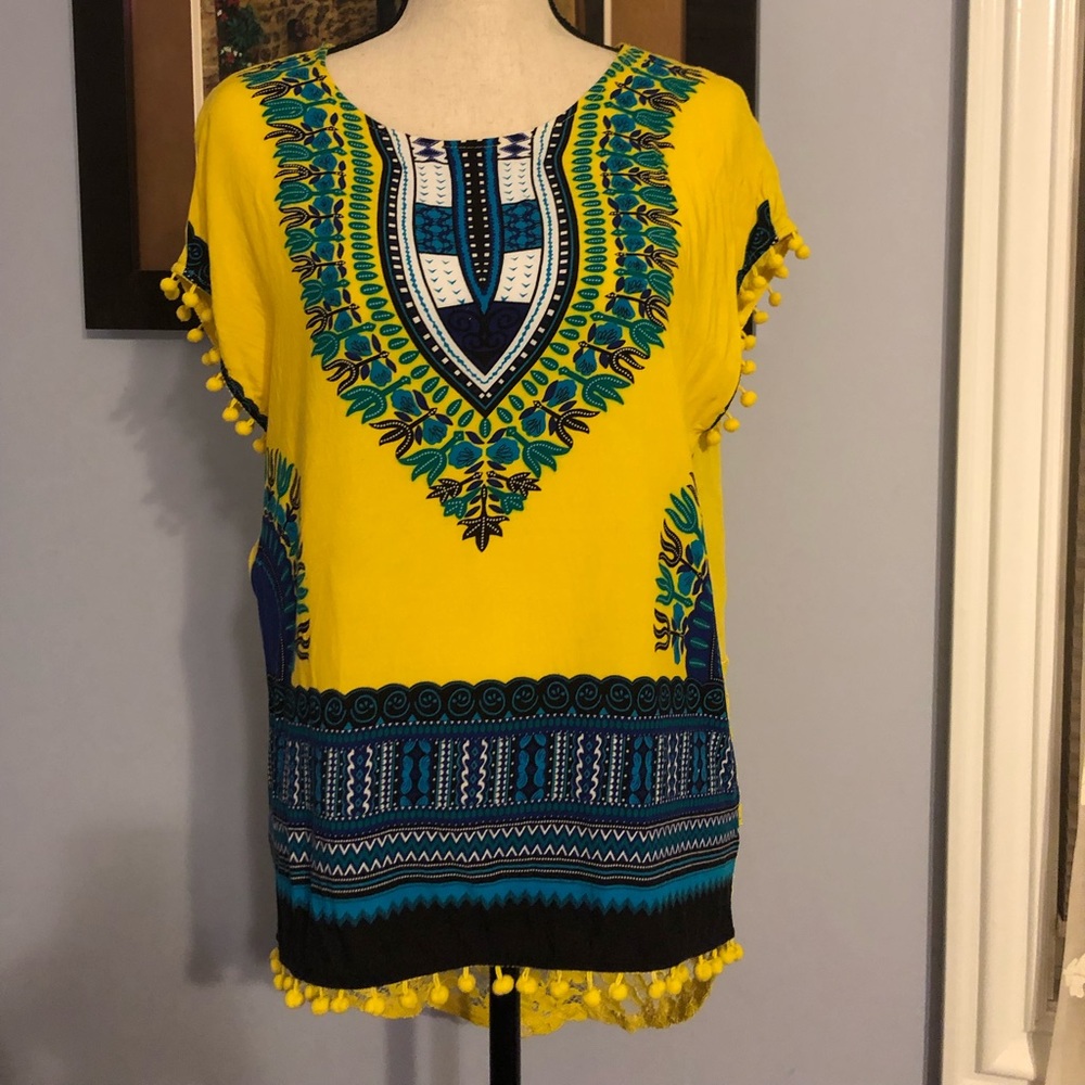 💛Bold yellow tasseled tunic 💛